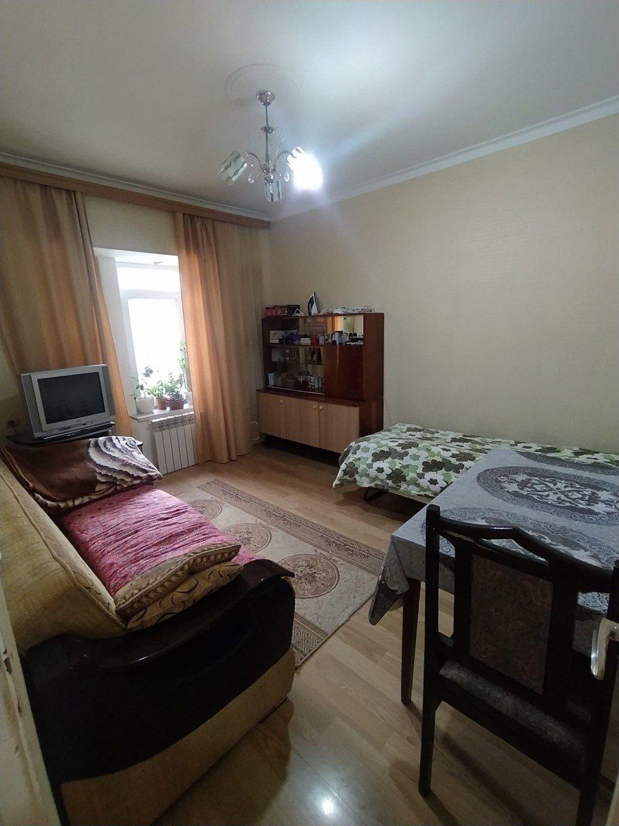 Satılır 2 otaqlı köhnə tikili 42 m² — Mənzil, Bakı (2)