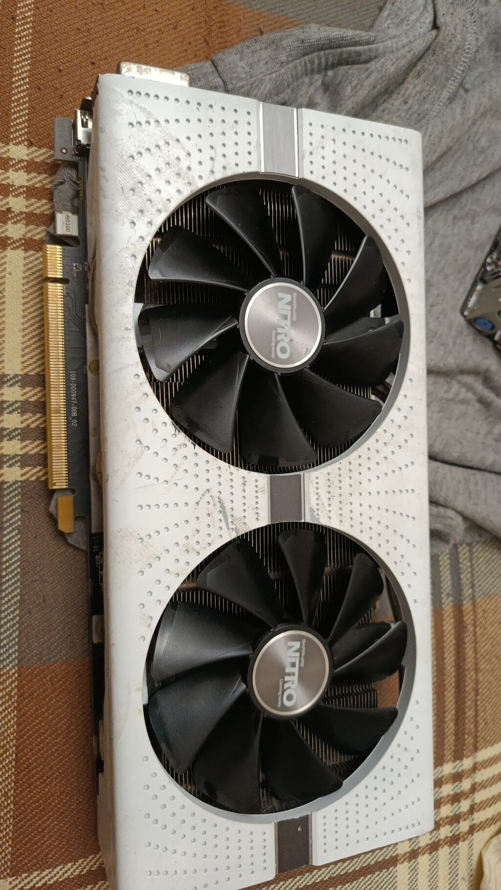 Sapphire Nıtro ikili-fanlı videokart + LGA2011-3 platformu Videokart — Digər, Bakı (2)
