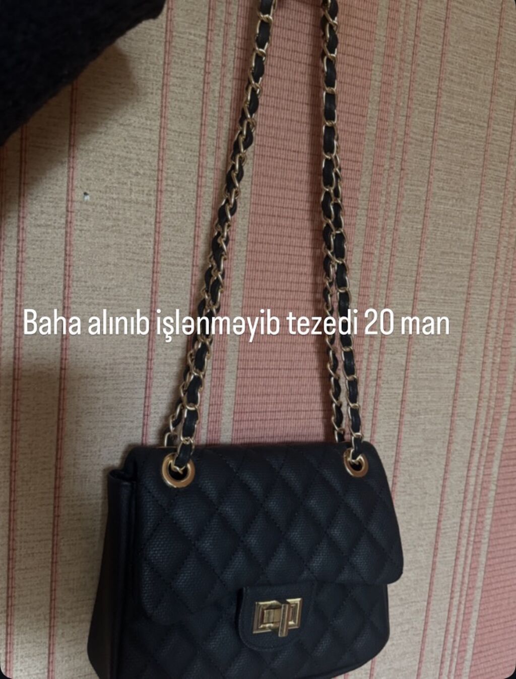 Qara rəngli, quilted naxışlı çiyin çantası. Zəncirli çiyin qayışı — Çantalar, çamadanlar, cüzdanlar, Bakı