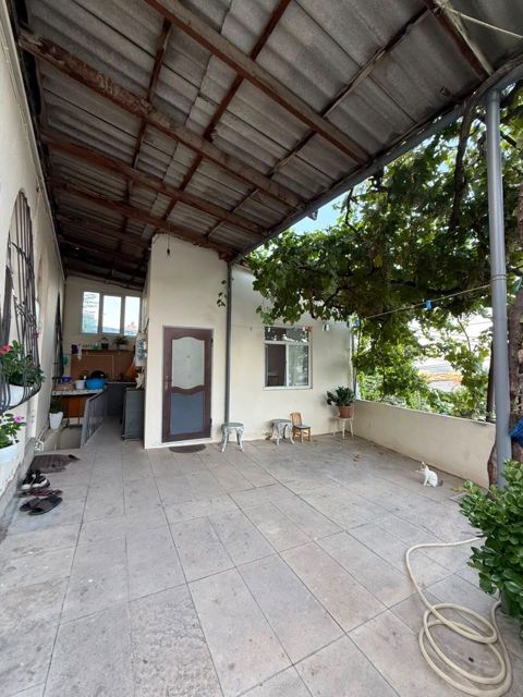 Satılır 4 otaqlı həyət evi/bağ evi 80 m² — 135 000 ₼ · Bakı · Ev, villa Satılır 4 otaqlı həyət evi/bağ evi 80 m² — Bakı