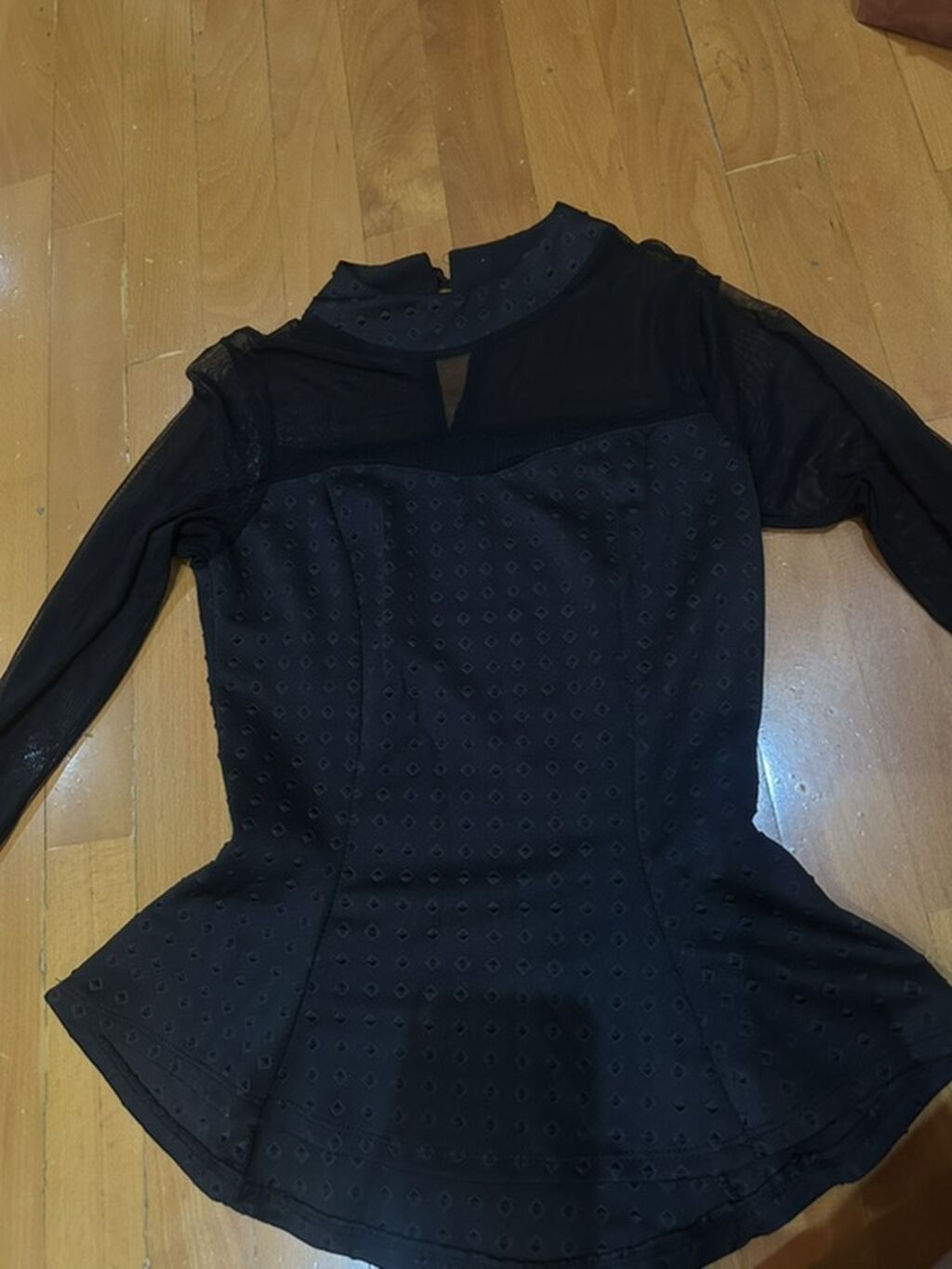Qara şifon bluz – mesh detallı, peplum kəsim - Rəng: qara - Material — Köynək, Bakı (3)