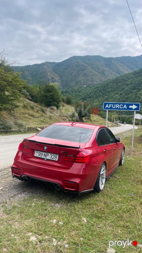 BMW 3 Seriyası F30 Qırmızı Sedan — 18 700 ₼ · Bakı · Avtomobillər BMW 3 Seriyası F30 Qırmızı Sedan — Bakı