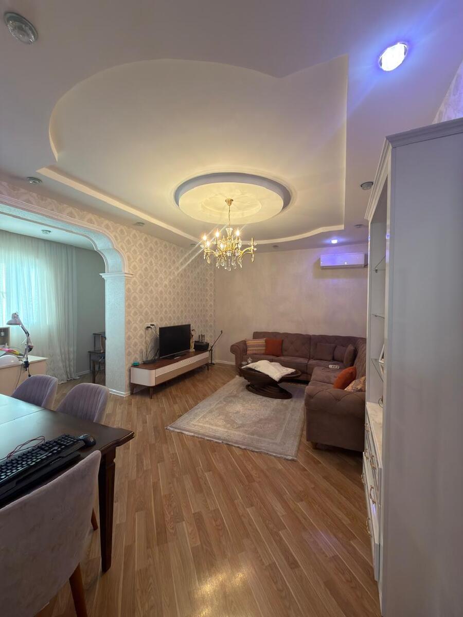 Satılır 3 otaqlı köhnə tikili 75 m² — Mənzil, Bakı (2)