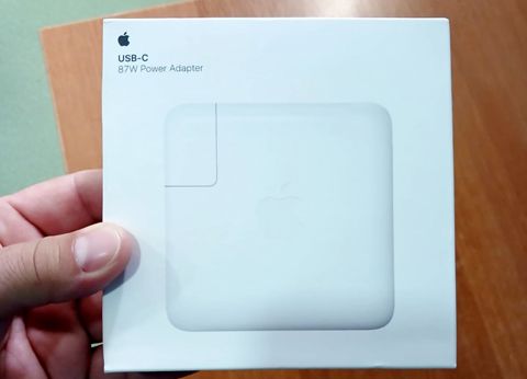 Apple MacBook adapteri 87W — 69 ₼ · Bakı · Periferik cihazlar Apple MacBook adapteri 87W — Bakı