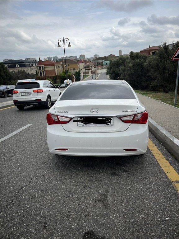 Hyundai Sonata, 2.4 L, 2010 il, 274 500 km — Avtomobillər, Bakı (3)