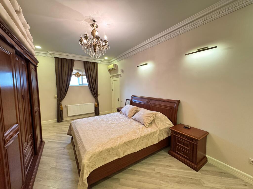 Satılır 7 otaqlı həyət evi/bağ evi 500 m² — Ev, villa, Bakı (11)
