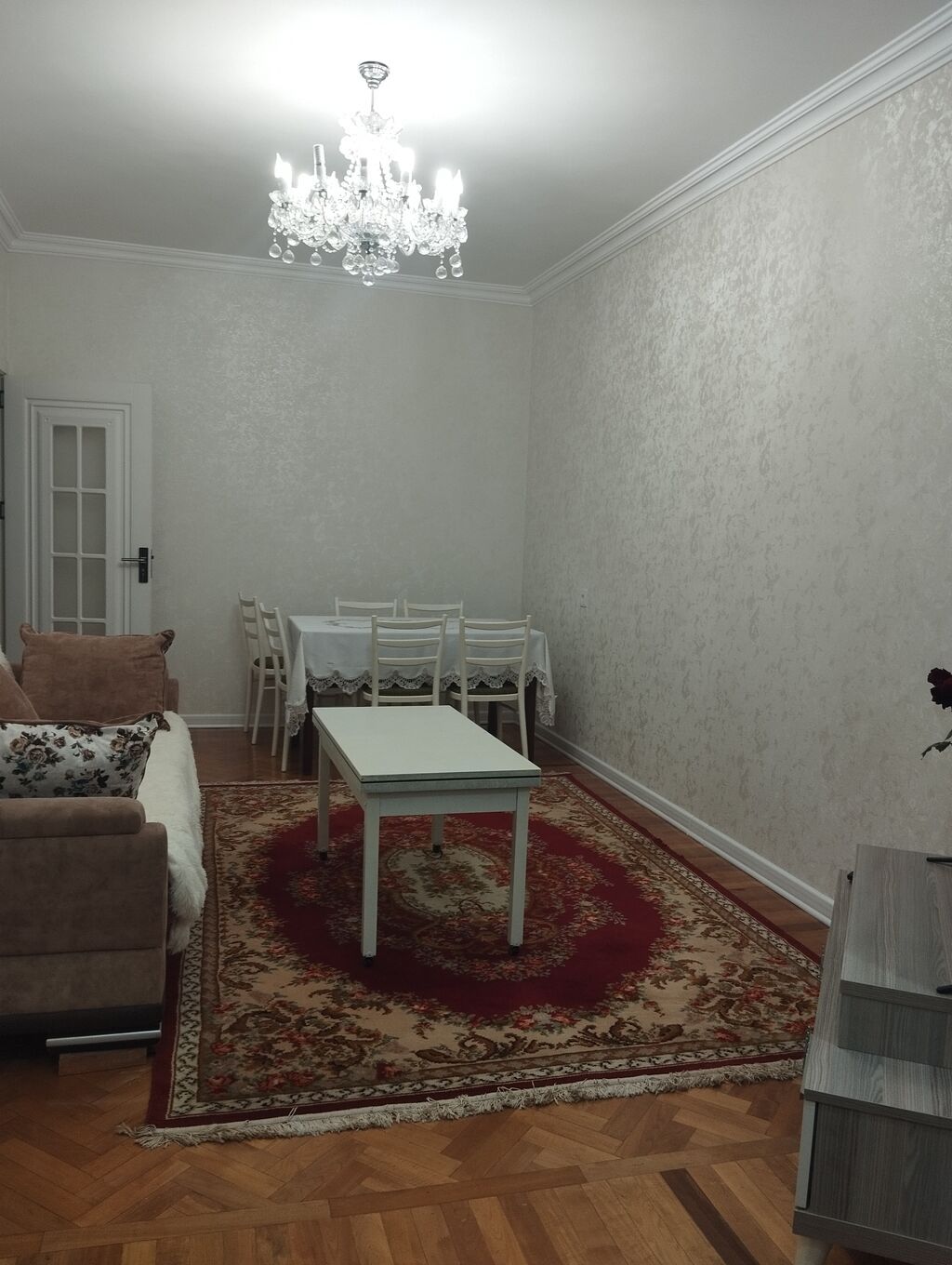 Gence prospektinde en hundur yede, Leningrad proektli ganuni 3 otaq — Mətbəx mobilyası, Bakı (9)