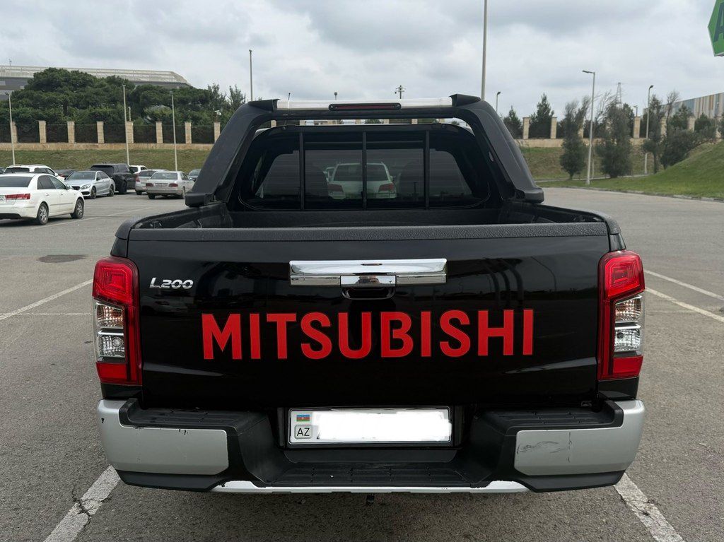 Mitsubishi L200, 2.4 L, 2022 il, 147 000 km — Avtomobillər, Bakı (7)