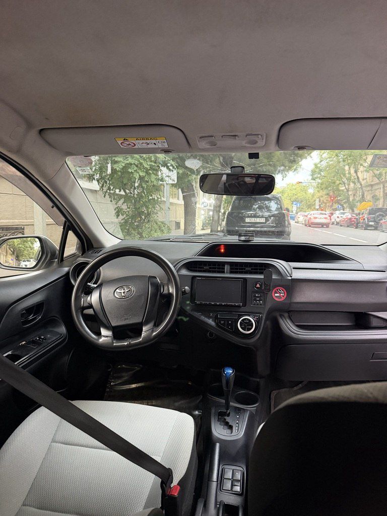 Toyota Yaris, 1.5 L, 0.9 kWh, 2020 il, 200 000 km — Avtomobillər, Bakı (6)
