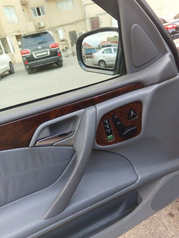 Mercedes E 320, 3.2 L, 2000 il, 395 000 km 99-DV-523 — Avtomobillər, Bakı (5)