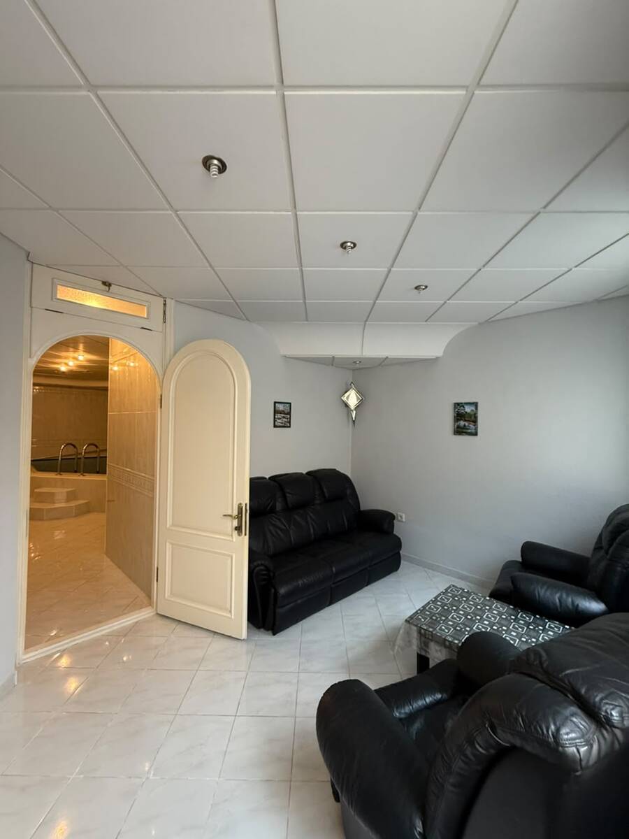 Satılır 13 otaqlı həyət evi/bağ evi 900 m² — Ev, villa, Bakı (4)