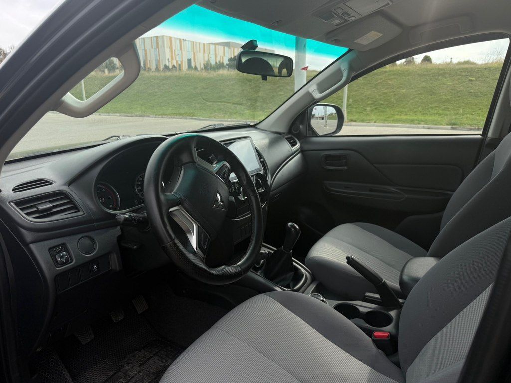 Mitsubishi L200, 2.4 L, 2022 il, 147 000 km — Avtomobillər, Bakı (10)