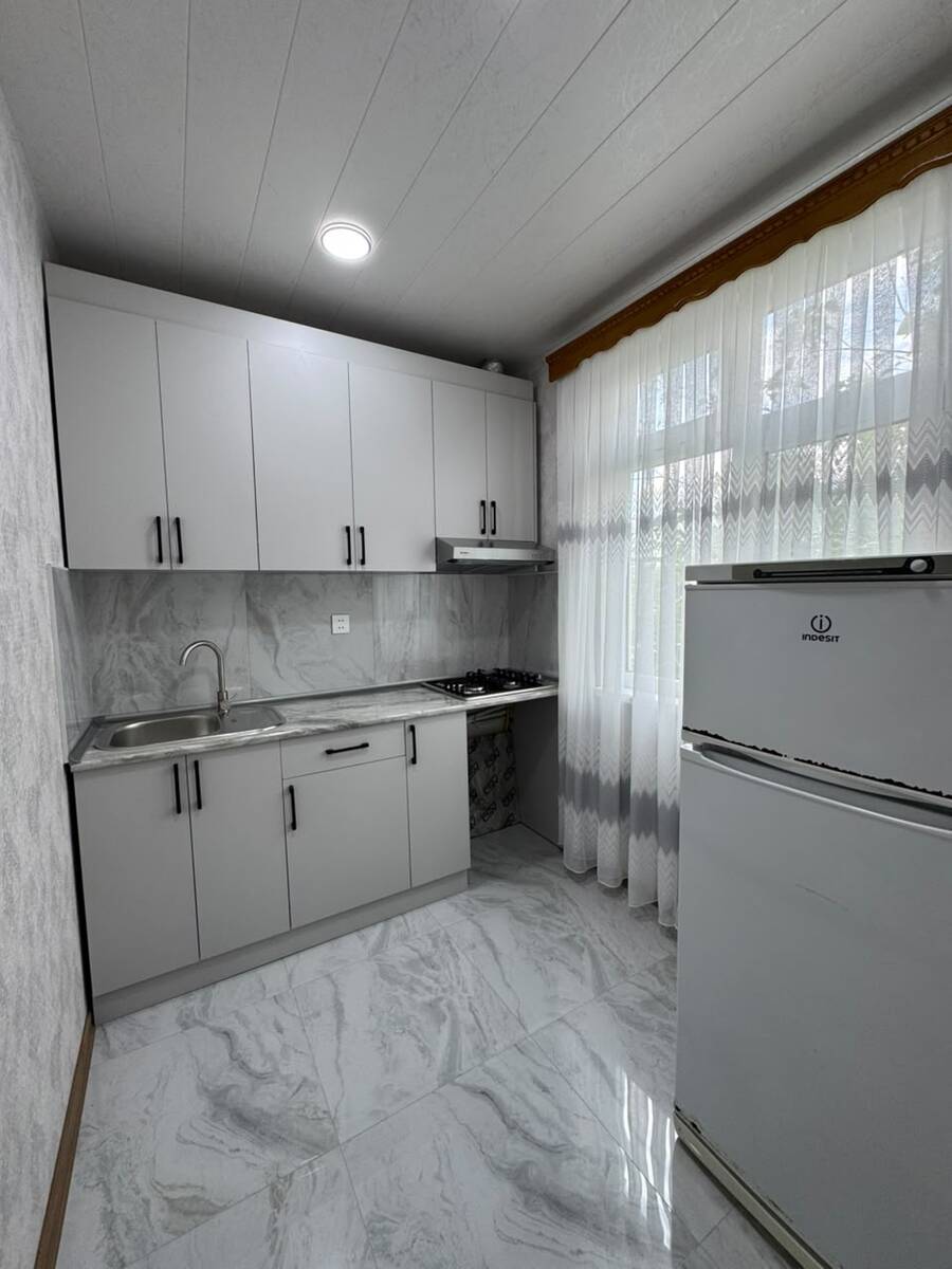 Satılır 2 otaqlı köhnə tikili 55 m² — Mənzil, Bakı (2)