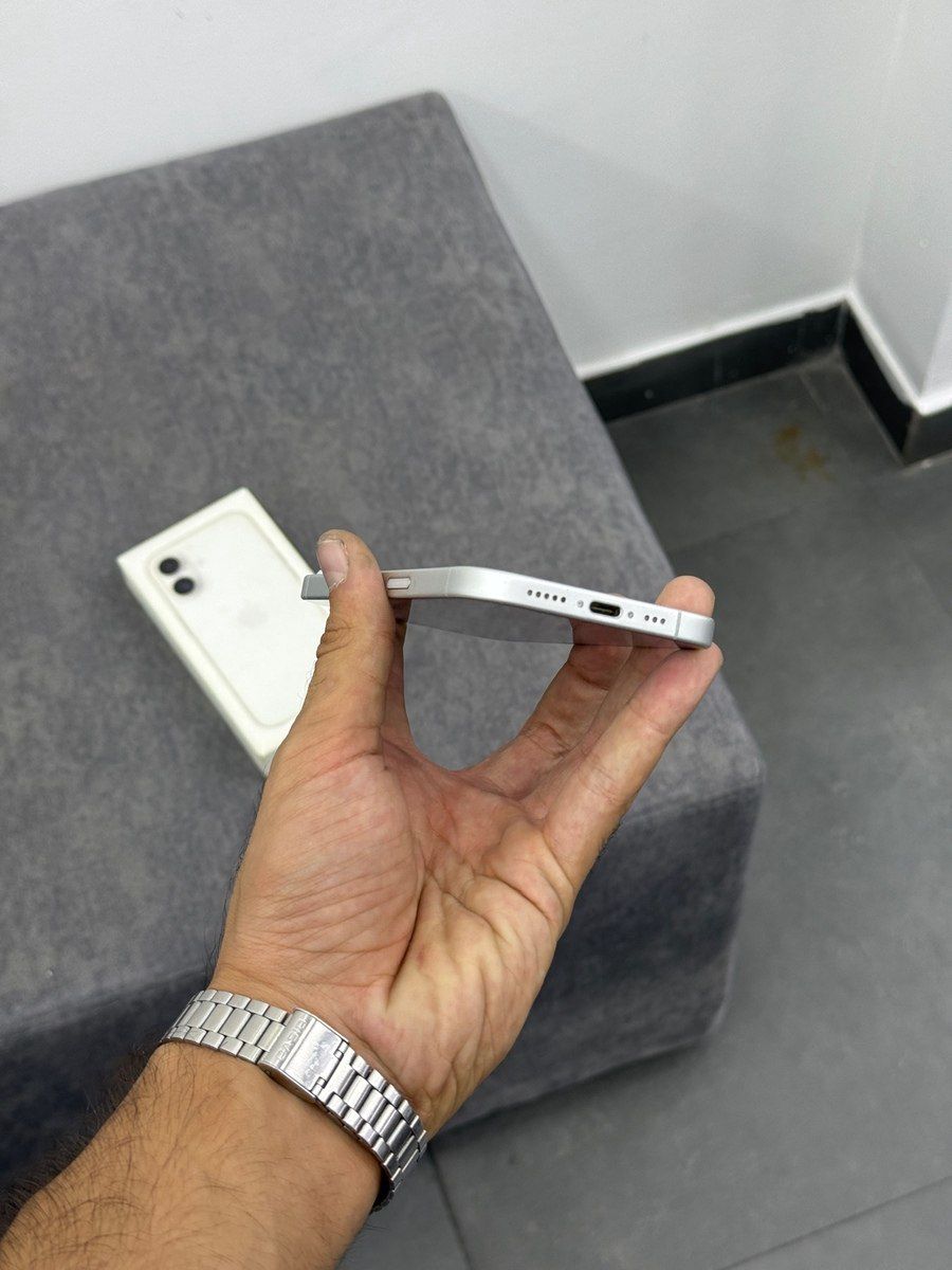 Apple iPhone 16 White 128GB/8GB — Smartfonlar, Bakı (5)