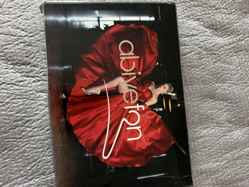 Abiyefondan sifariş olunub alınmışdır, 350 manata. Size: S, M Rəng — Kombilər, Bakı (6)