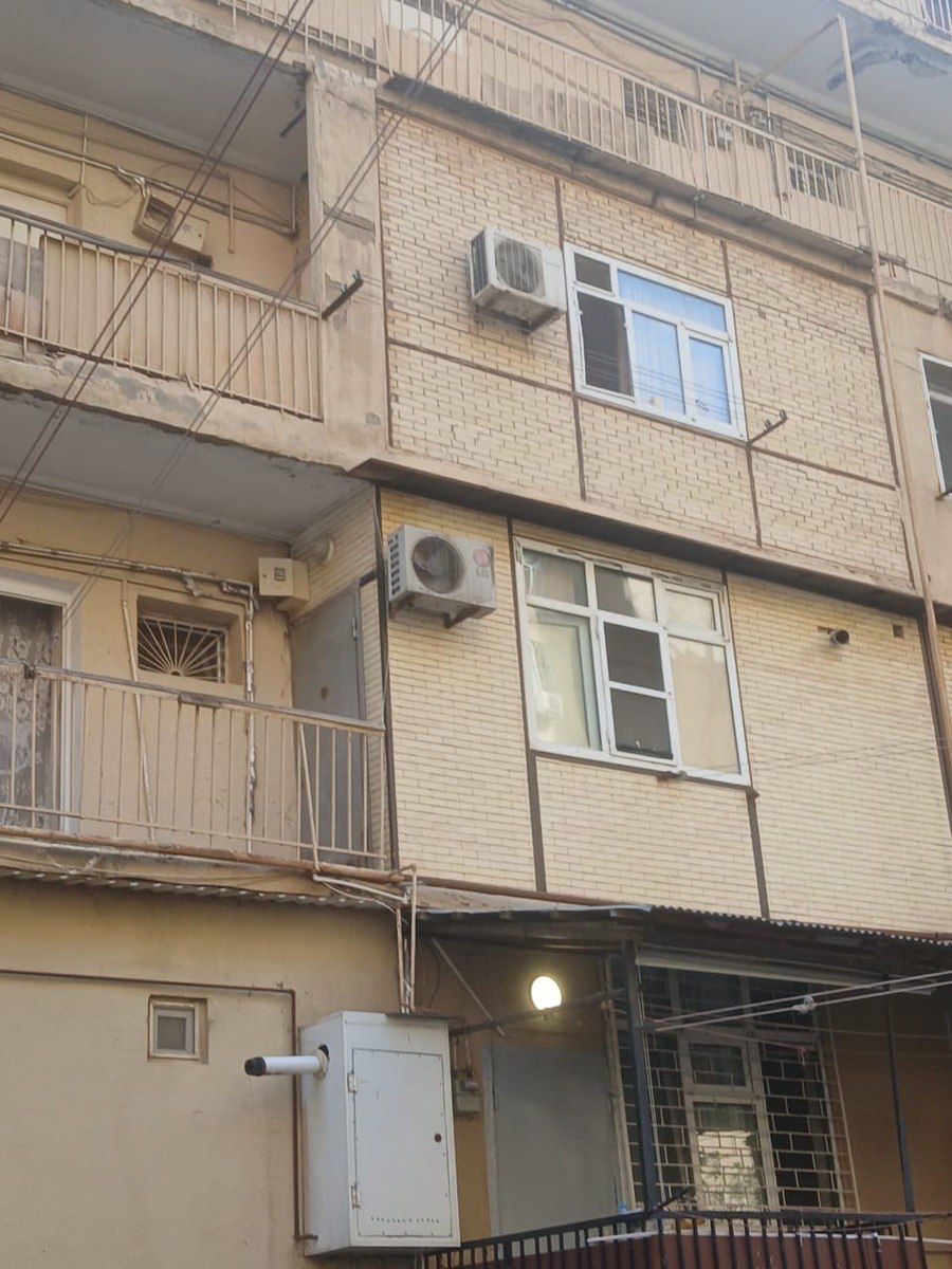 Satılır 2 otaqlı köhnə tikili 42 m² — Mənzil, Bakı (8)