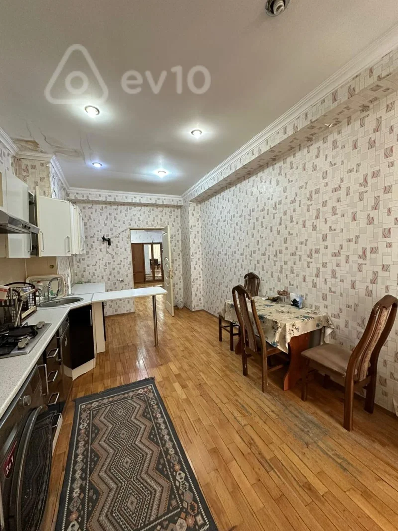 3 otaqlı mənzil, 150 m², Ənvər Hüseynov küçəsi — kirayə — Mənzil, Bakı (11)