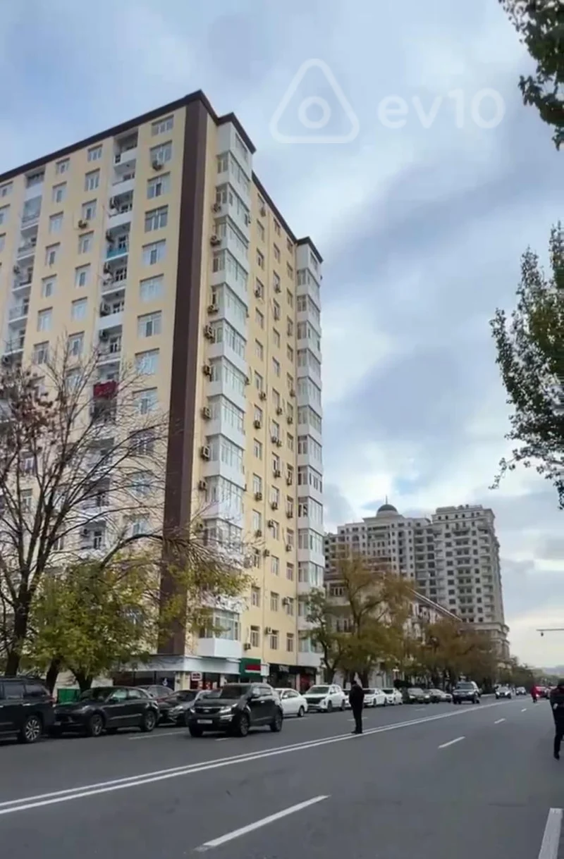 4 otaqlı mənzil, 185 m², elmler metro — kirayə — Mənzil, Bakı (4)