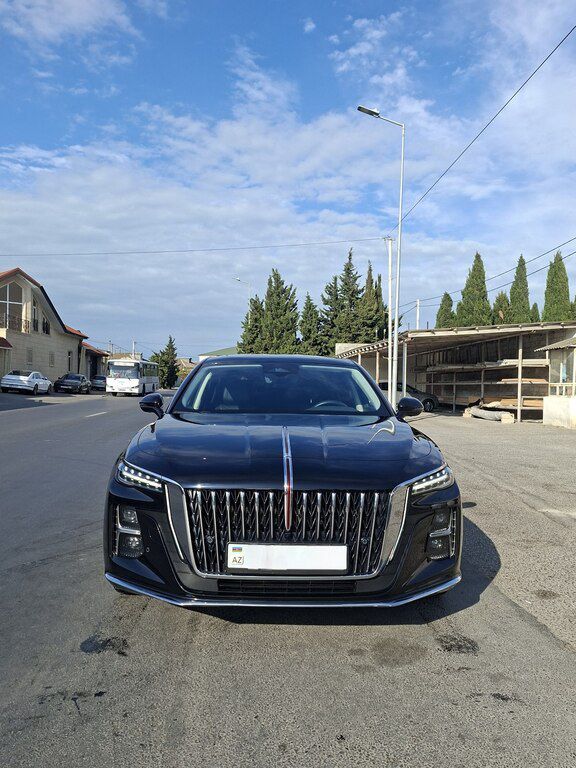 Hongqi H5, 1.5 L, 1.3 kWh, 2023 il, 63 000 km 10-IB-900 — Avtomobillər, Bakı (2)