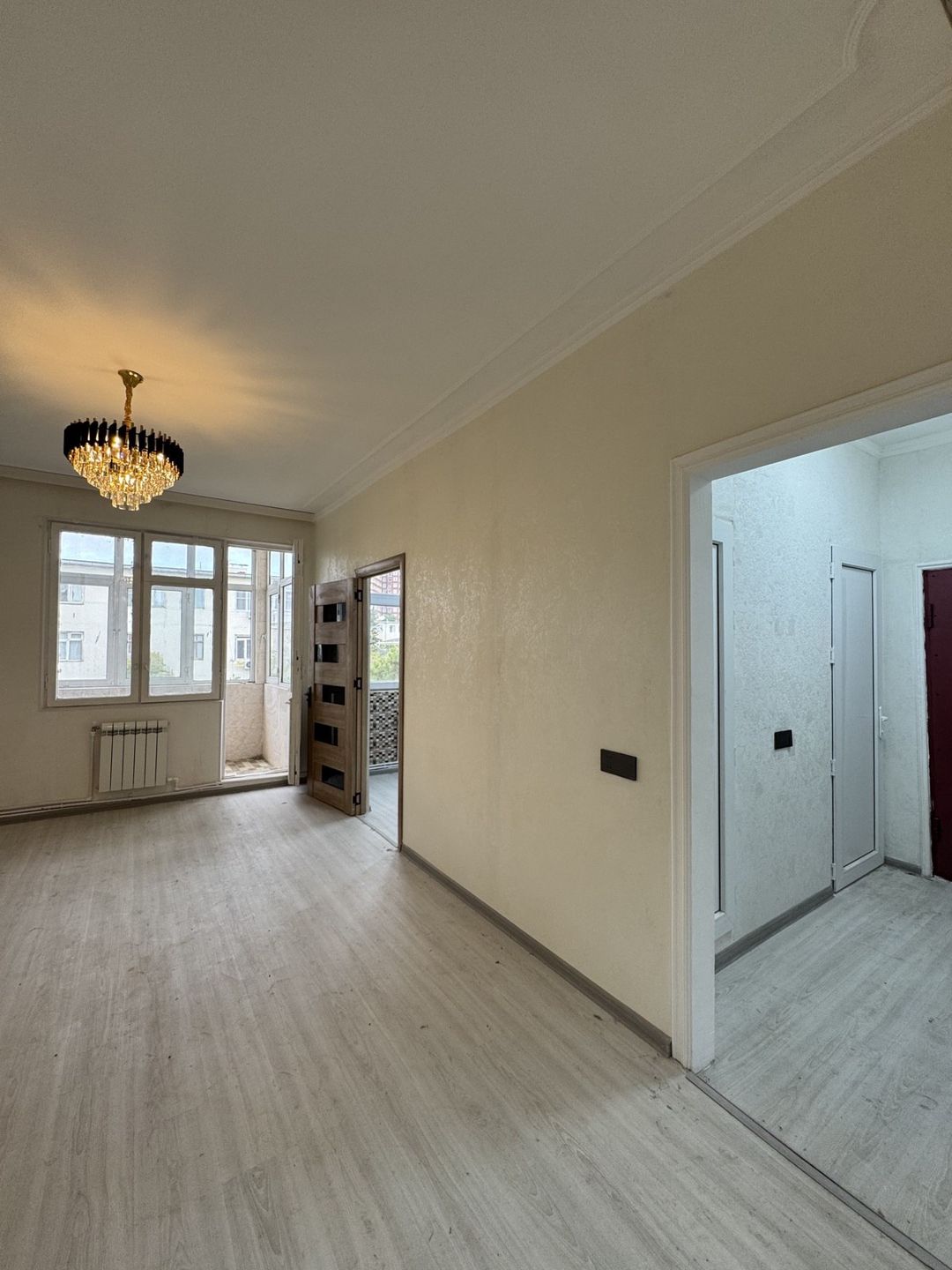 Satılır 3 otaqlı köhnə tikili 60 m² — Mənzil, Bakı