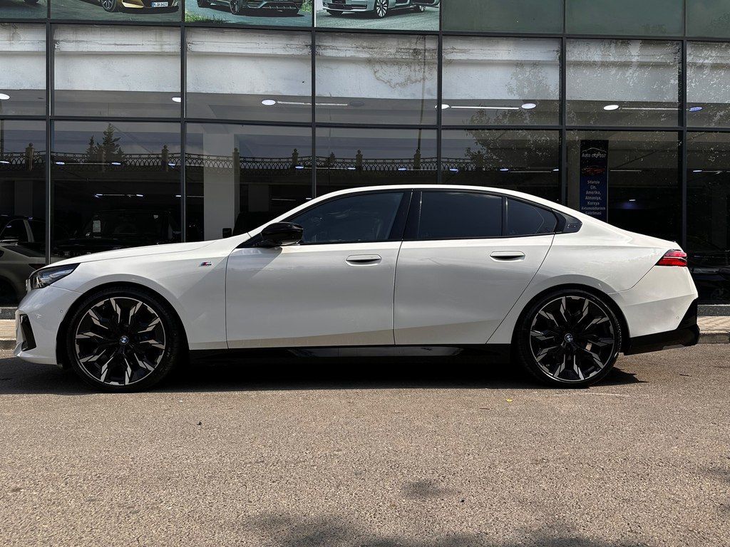 BMW 530e, 2.0 L, 19.4 kWh, 2023 il, 55 000 km — Avtomobillər, Bakı (8)