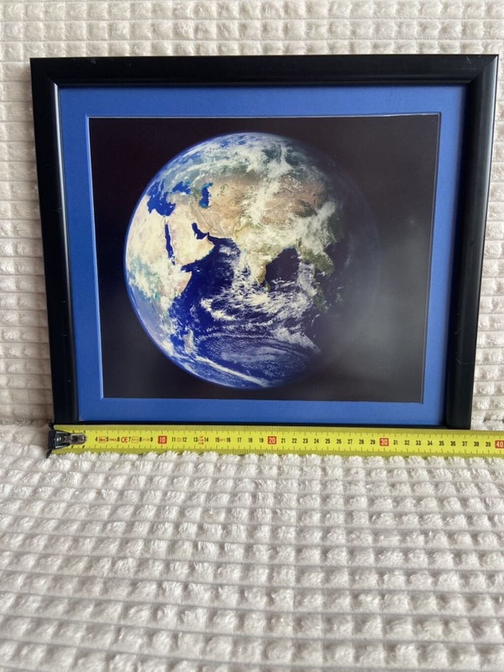Çərçivəli “Yer planetinin görüntüsü” posteri - Rəsm: kosmosdan Yer — Şəkillər, plakatlular və çərçivələr, Bakı (2)