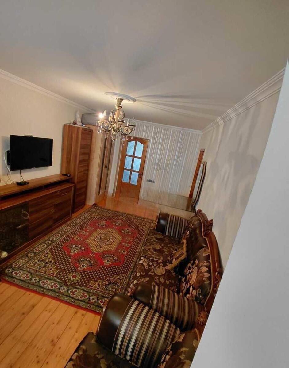 Satılır 4 otaqlı köhnə tikili 100 m² — Mənzil, Bakı (9)