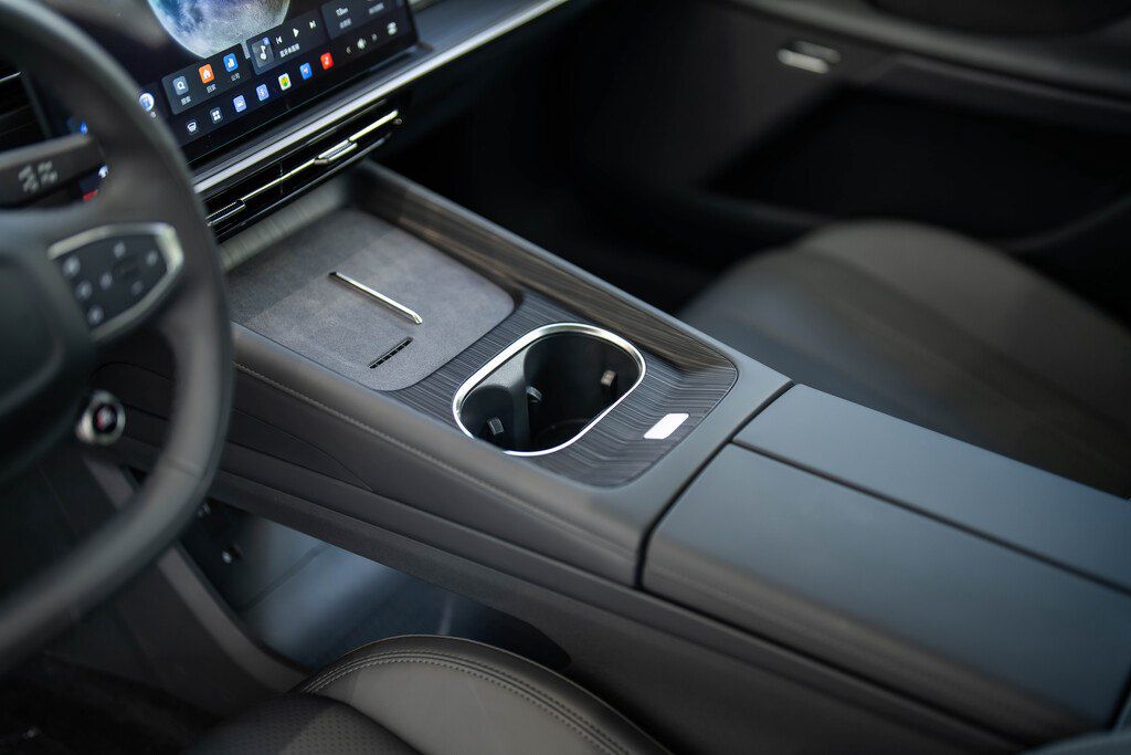 DongFeng YiPai 007, 1.5 L, 28.39 kWh, 2026 il, yeni — Avtomobillər, Bakı (12)