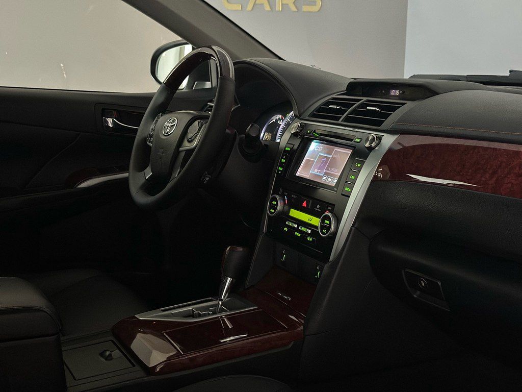 Toyota Camry, 2.5 L, 2013 il, 187 000 km — Avtomobillər, Bakı (11)