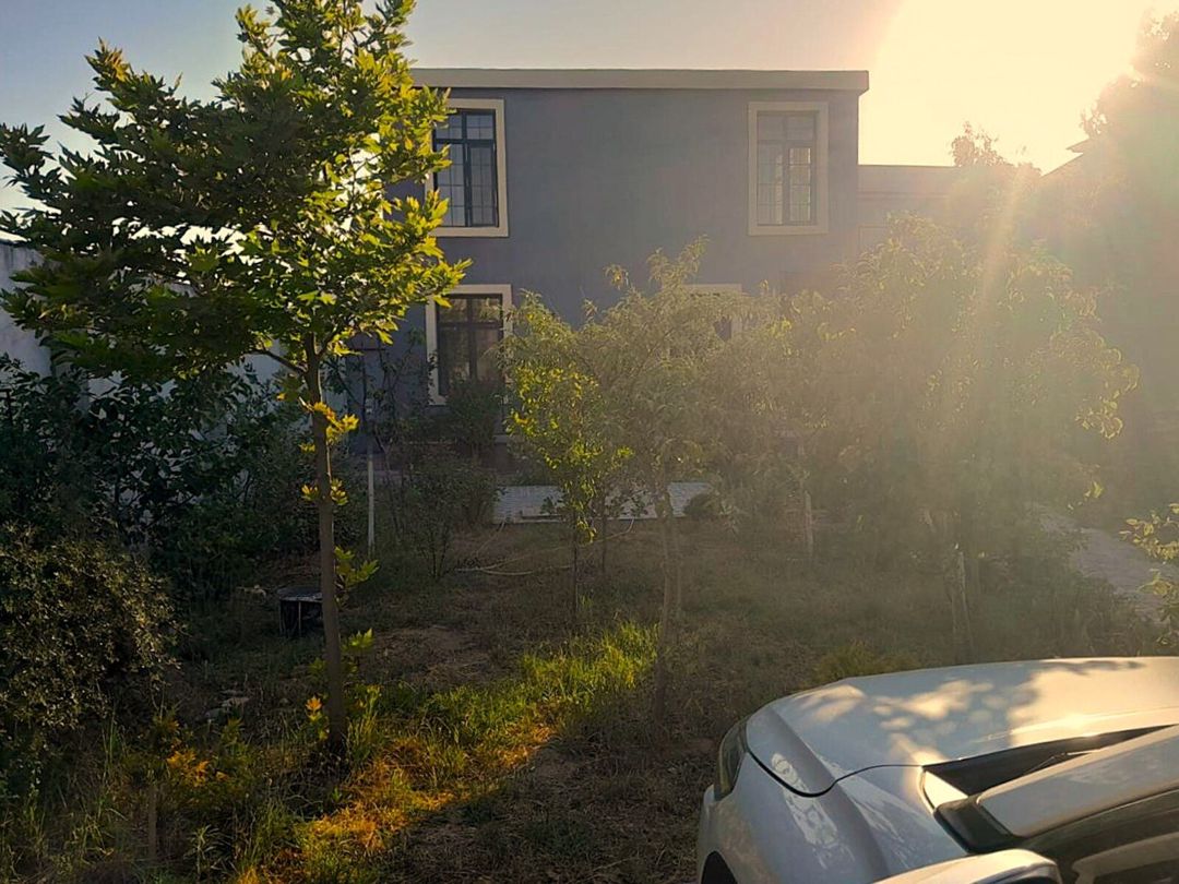 Satılır 4 otaqlı həyət evi/bağ evi 150 m² — Ev, villa, Bakı (3)