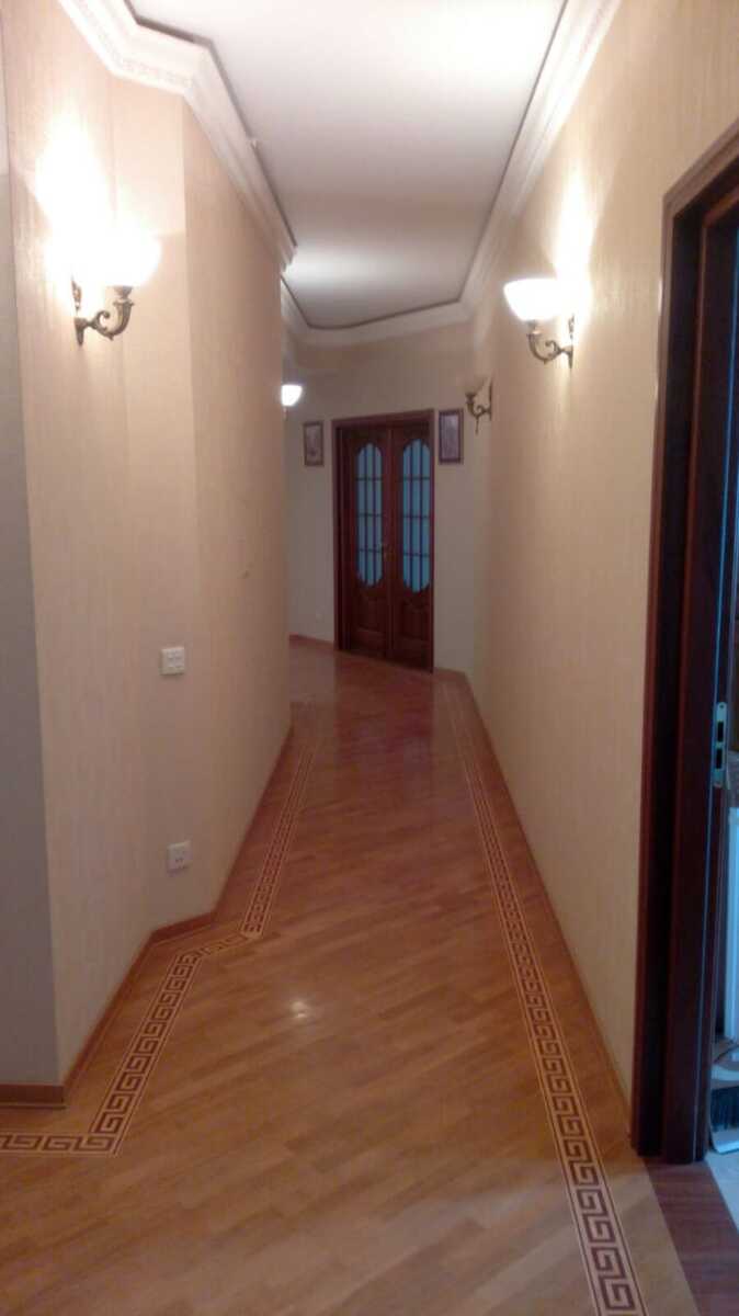Satılır 5 otaqlı yeni tikili 200 m² — Mənzil, Bakı (12)