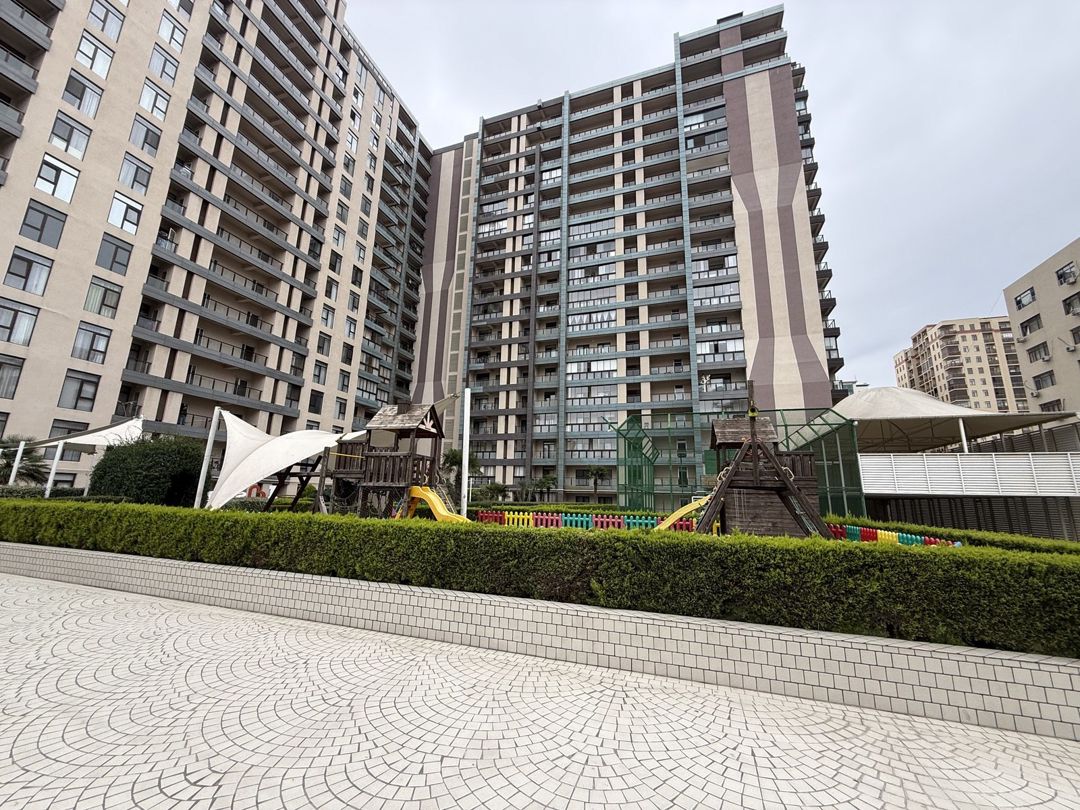 Satılır 4 otaqlı yeni tikili 186 m² — Mənzil, Bakı