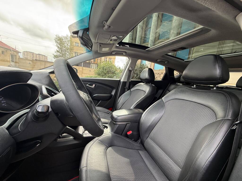 Hyundai ix35, 2.0 L, 2011 il, 200 000 km 90-MH-858 — Avtomobillər, Bakı (9)