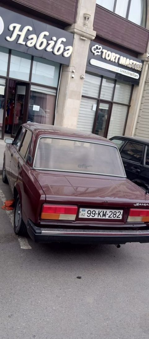 VAZ (Lada) 2107: 1.6 l Sedan — Gəncə