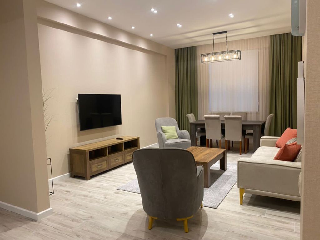 Renessans Palace Elmlər metrosu 3 Otaqlı Mənzil Kirayə Verilir — Mənzil, Bakı (7)
