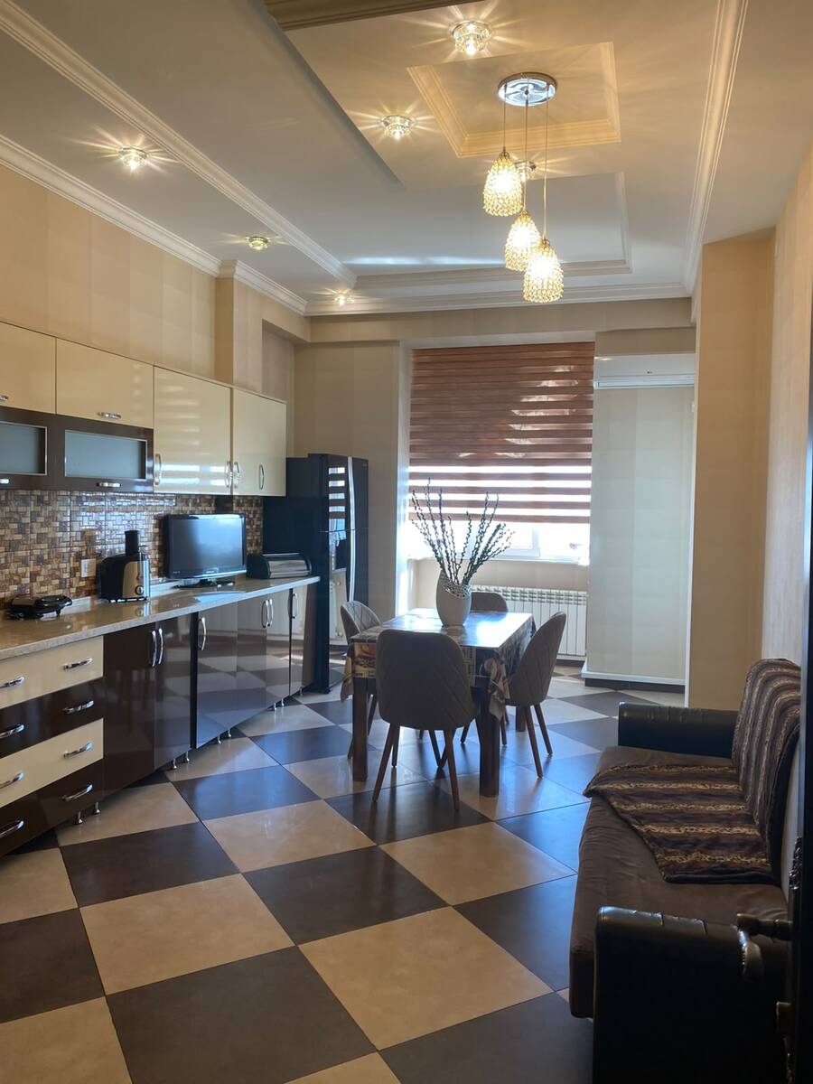 İcarəyə verilir 4 otaqlı yeni tikili 250 m² — Mənzil, Bakı (12)