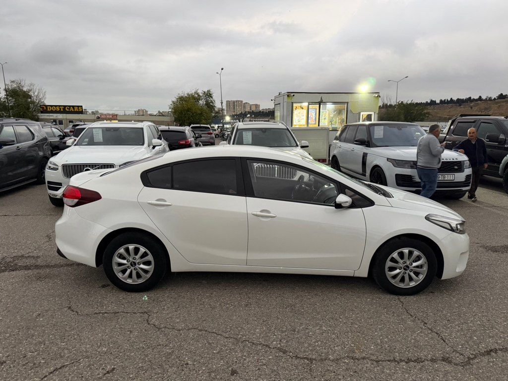 Kia Cerato, 1.6 L, 2017 il, 90 000 km 90-GJ-077 — Avtomobillər, Bakı (6)