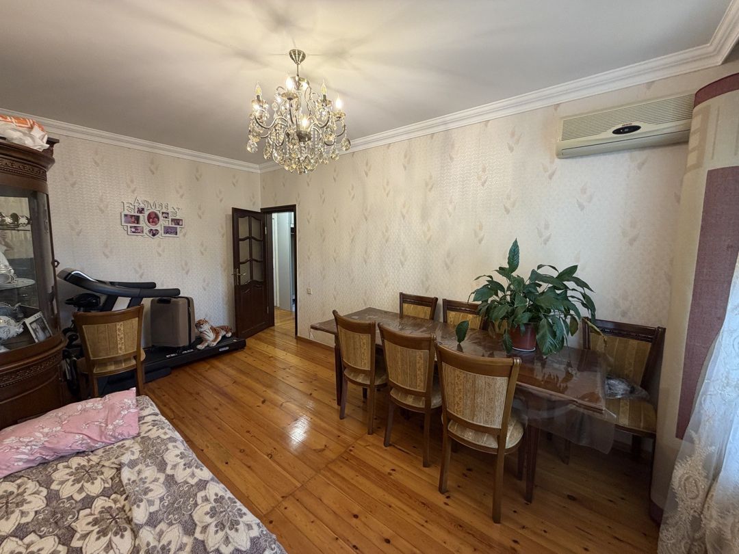 Satılır 4 otaqlı köhnə tikili 100 m² — Mənzil, Bakı (10)