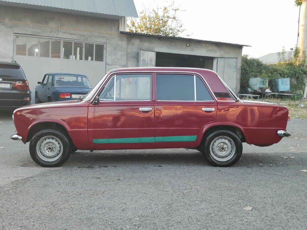 Lada (VAZ) 2101, 1.3 L, 1972 il, 300 000 km 55-BV-926 — Avtomobillər, Şəki (8)