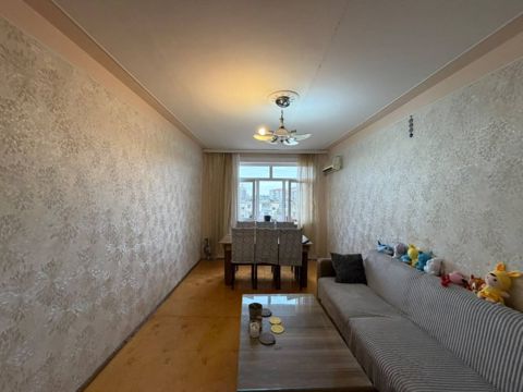 Satılır 2 otaqlı köhnə tikili 50 m² — Bakı