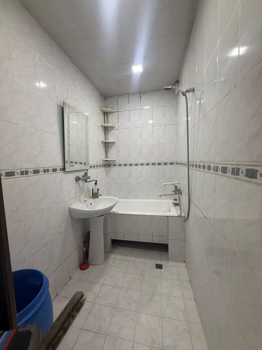 İcarəyə verilir 4 otaqlı köhnə tikili 100 m² — Mənzil, Bakı (11)