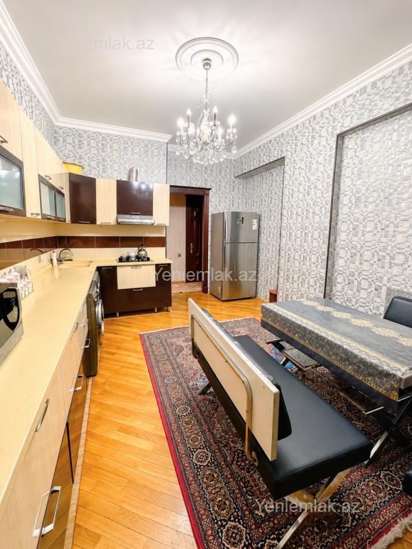 Satılır 3 otaqlı Bina evi menzil (Yeni tikili), 150 m², Yasamal rayonu — Mənzil, Bakı (3)