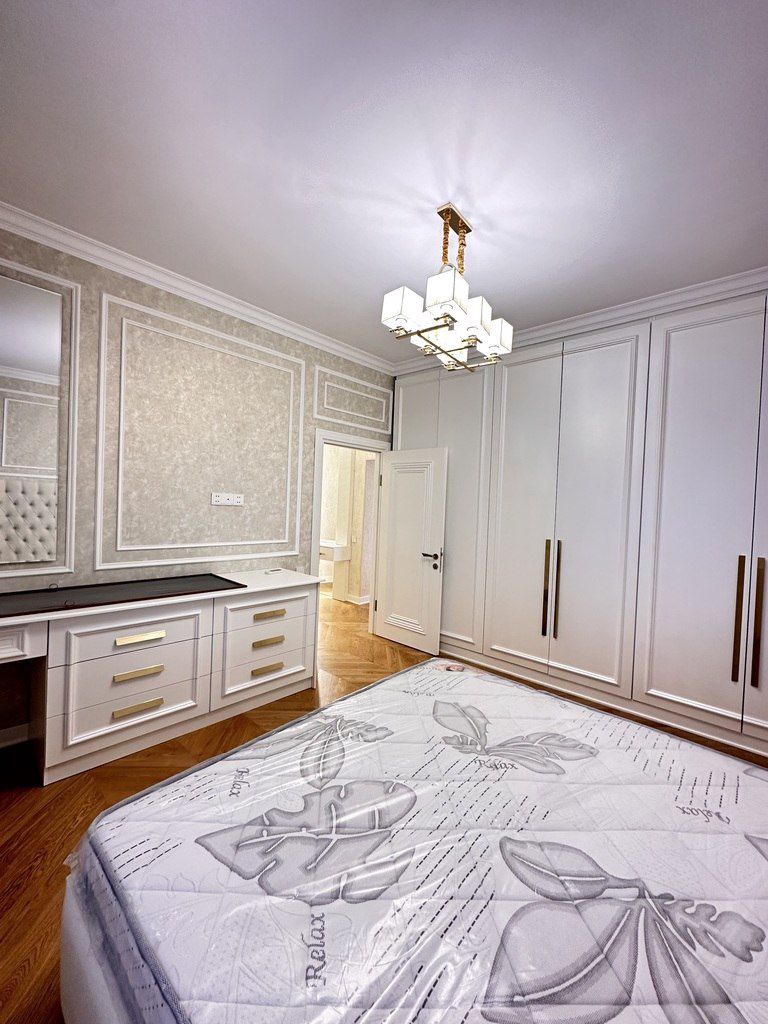 Satılır 4 otaqlı köhnə tikili 130 m² — Mənzil, Bakı (9)