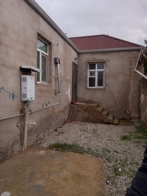 2 kv. m, 2 otaqlı — 300 ₼ · Bakı · Ev, villa 2 kv. m, 2 otaqlı — Bakı