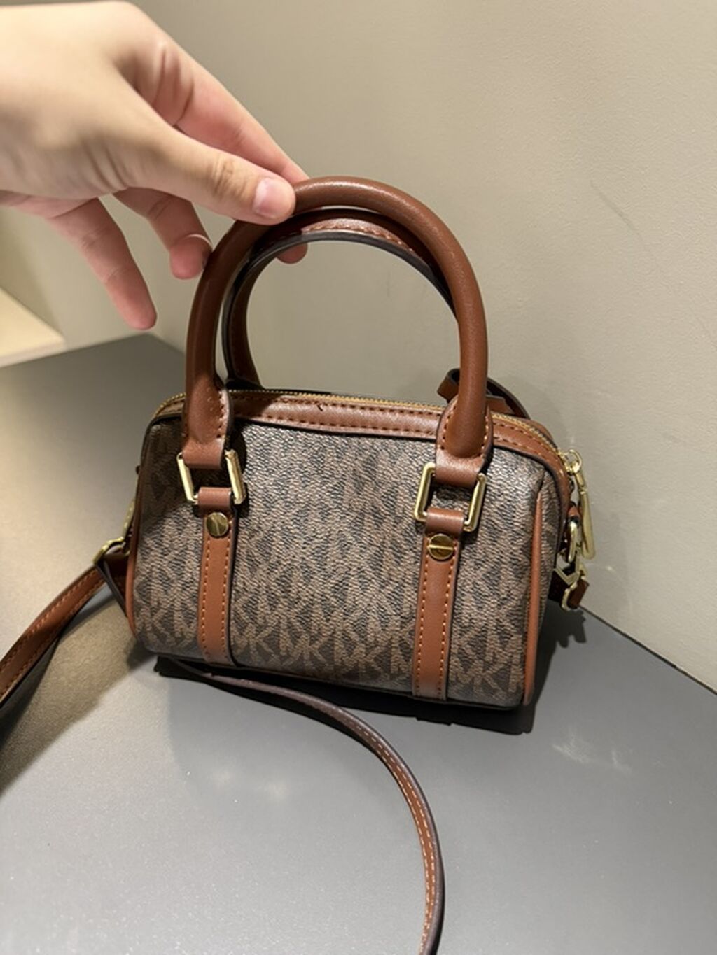 Michael Kors çanta 90azne alınıb 60a satılır istifade olunmayıb — Çantalar, çamadanlar, cüzdanlar, Bakı (4)