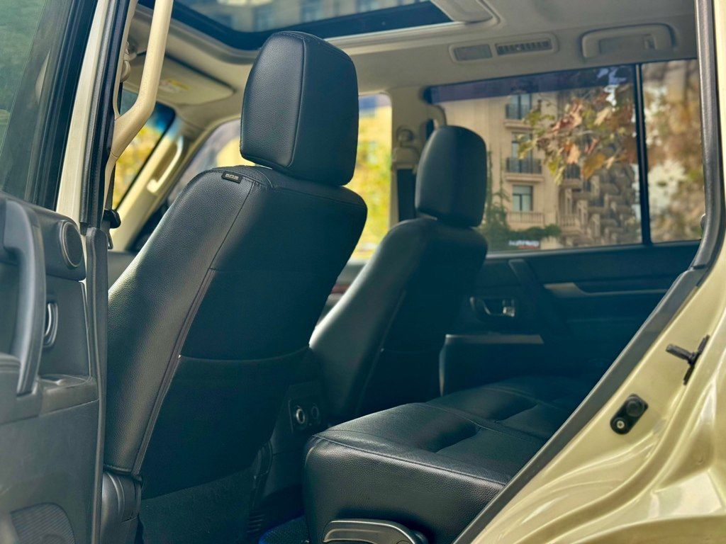 Mitsubishi Pajero, 3.5 L, 2013 il, 149 000 km — Avtomobillər, Bakı (12)