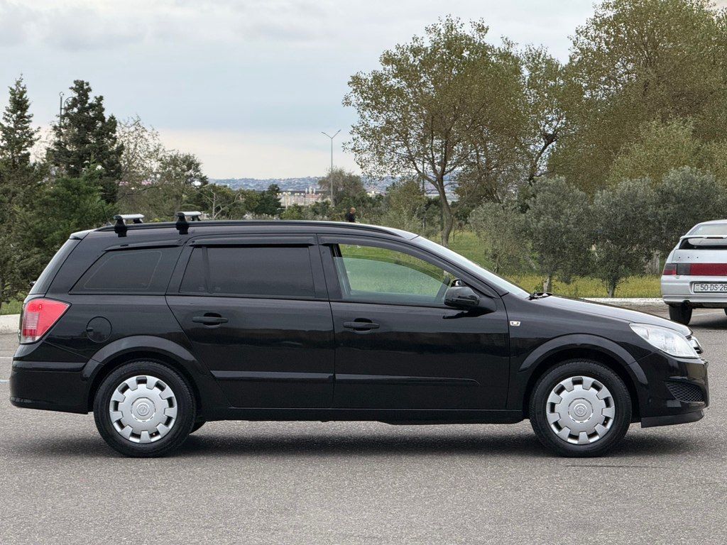 Opel Astra, 1.4 L, 2009 il, 320 000 km — Avtomobillər, Bakı (12)