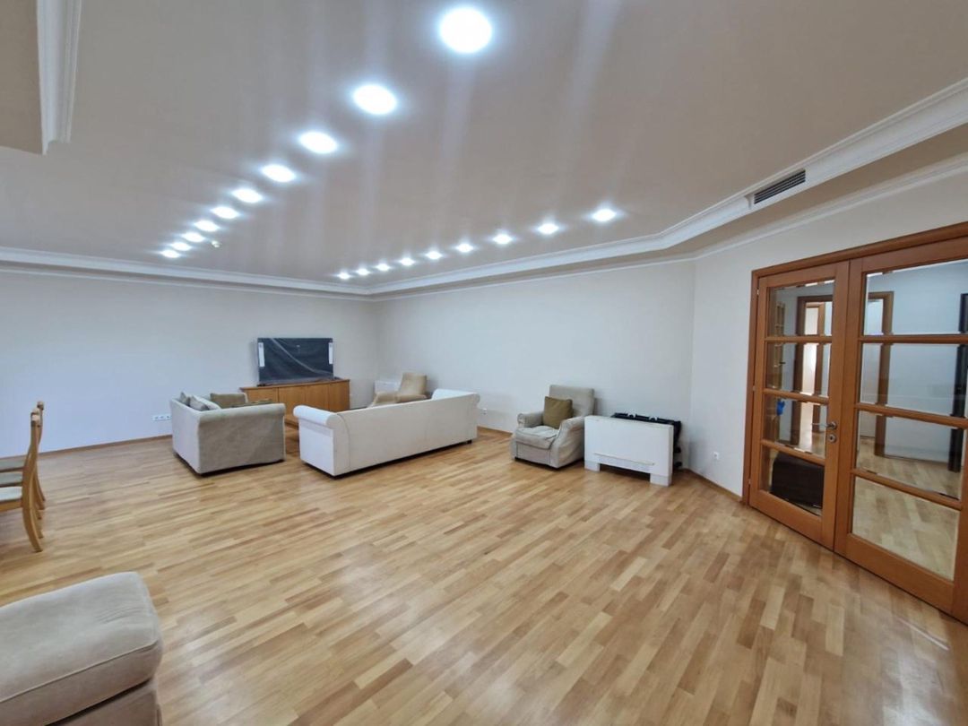 İcarəyə verilir 4 otaqlı yeni tikili 170 m² — Mənzil, Bakı (6)