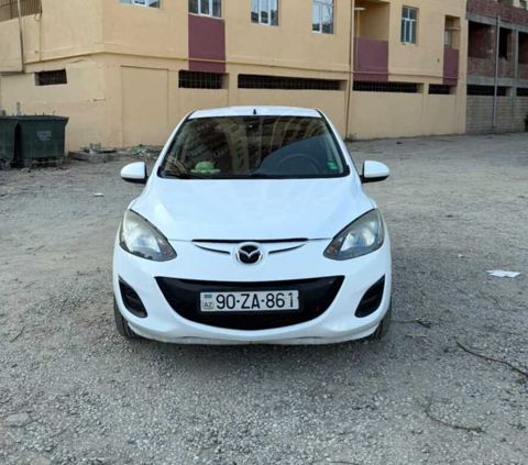 Mazda 2, 1.5 L, 2010 il, 165 000 km — 9 000 ₼ · Bakı · Avtomobillər Mazda 2, 1.5 L, 2010 il, 165 000 km — Bakı