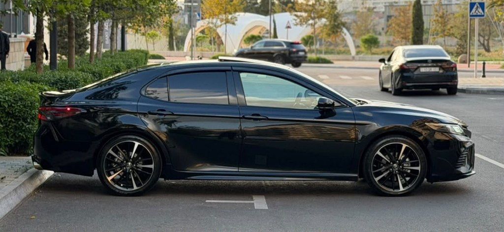 Toyota Camry, 2.5 L, 2018 il, 180 000 km — Avtomobillər, Bakı (9)